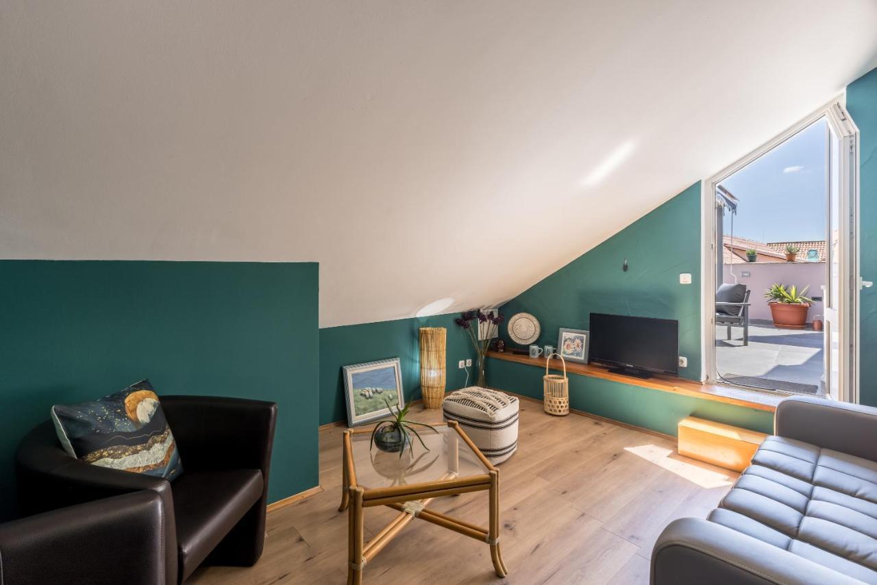 Main Square Duplex With Rooftop Terrace Lägenhet Split